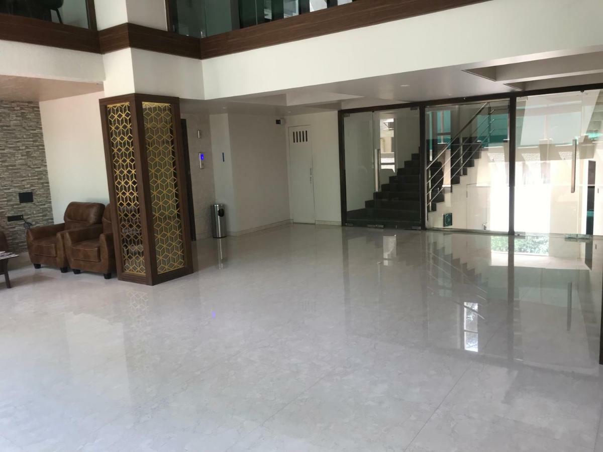 Kyriad Hotel Solapur By Othpl Zewnętrze zdjęcie
